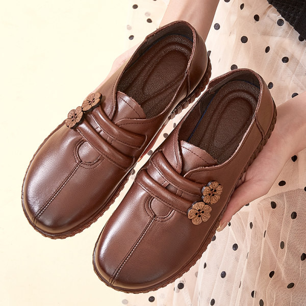 Formāli sieviešu mokasīni no eko ādas