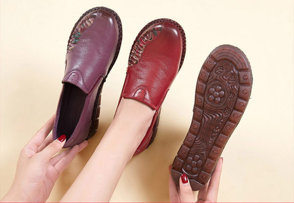 Eko bőrből készült alkalmi női mokaszinok