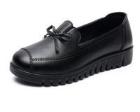 Sieviešu eko ādas mokasīni ar lentīti