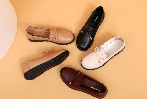 Sieviešu eko ādas mokasīni ar lentīti