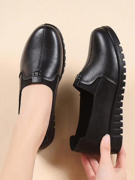 Eko bőrből készült női mokaszin hivatalos modell