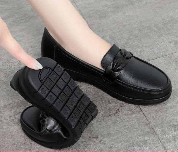 Γυναικεία έκο δερμάτινα μοκασίνια στρογγυλεμένο μοντέλο