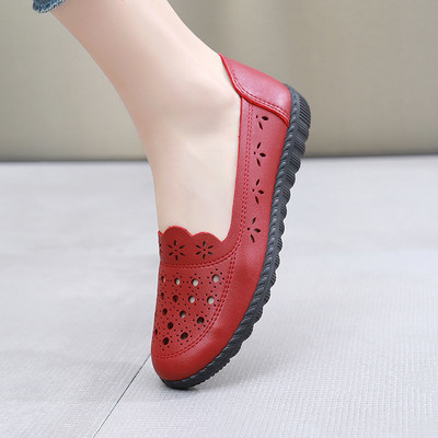 Γυναικεία μοκασίνια σε διάφορα χρώματα