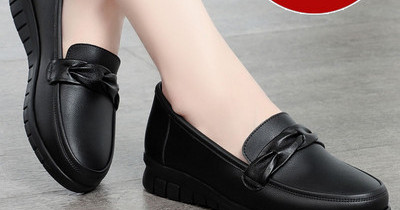 Sieviešu ādas mokasīni