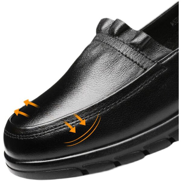 Ikdienas modeļa mokasīni no eko ādas ar plakanu zoli