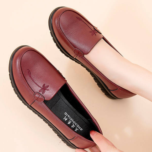 Νέο μοντέλο μοκασίνια για γυναίκες από οικολογικό δέρμα