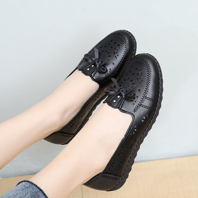 Moteriški mokasinai su kaspinu dviejų spalvų