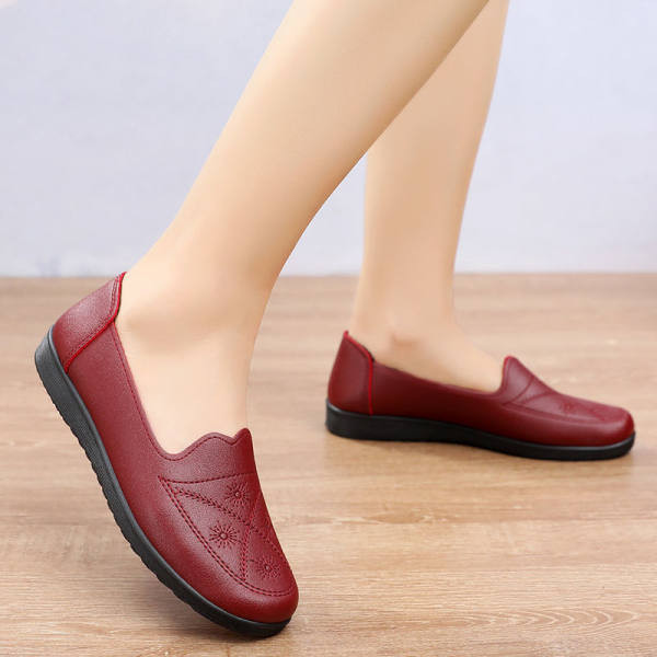 Sieviešu mokasīni - divās krāsās