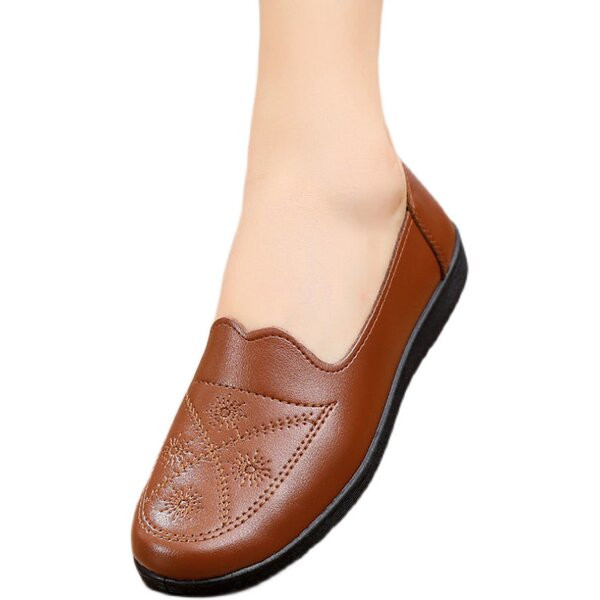 Sieviešu mokasīni - divās krāsās