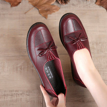 Γυναικεία παπούτσια με κορδέλα - μαύρο και κόκκινο χρώμα