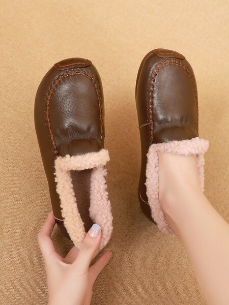 Sieviešu mokasīnu retro modelis ar oderi