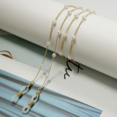 Szemüveglánc gyöngyökkel