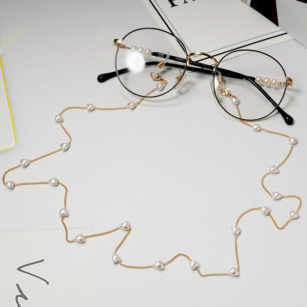 Szemüveglánc gyöngyökkel