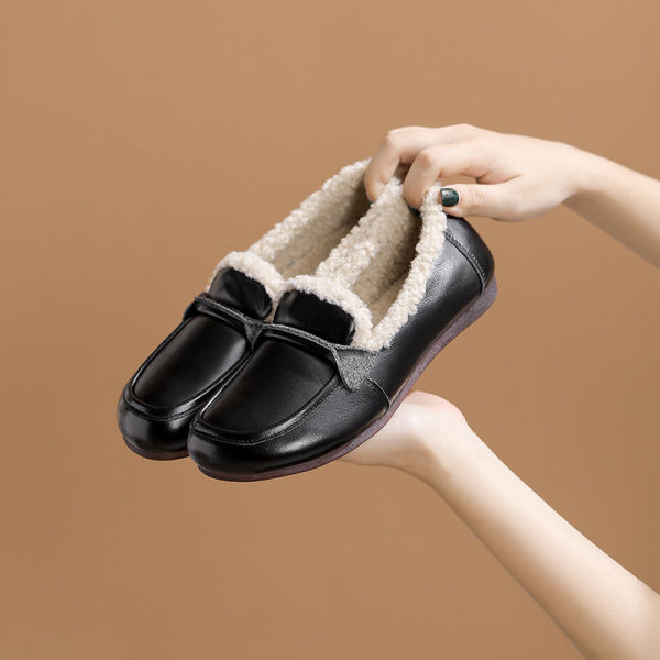 Ikdienas sieviešu ādas apavi ar dūnu oderi vai bez tās