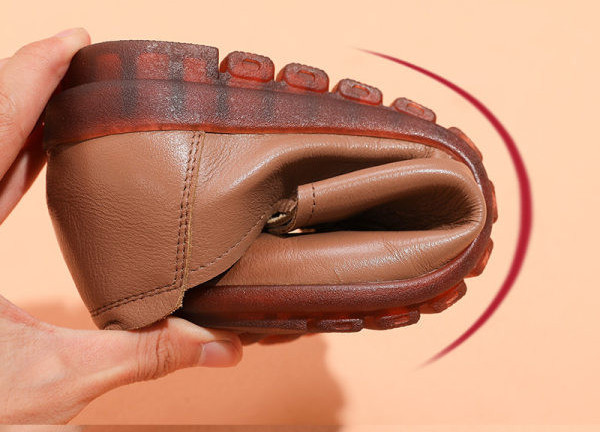 Ikdienas sieviešu mokasīni no eko ādas un plakanas zoles