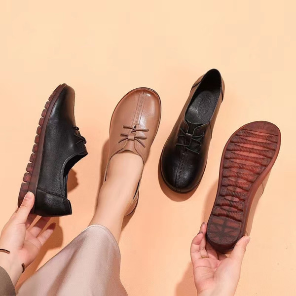 Ikdienas sieviešu mokasīni no eko ādas un plakanas zoles