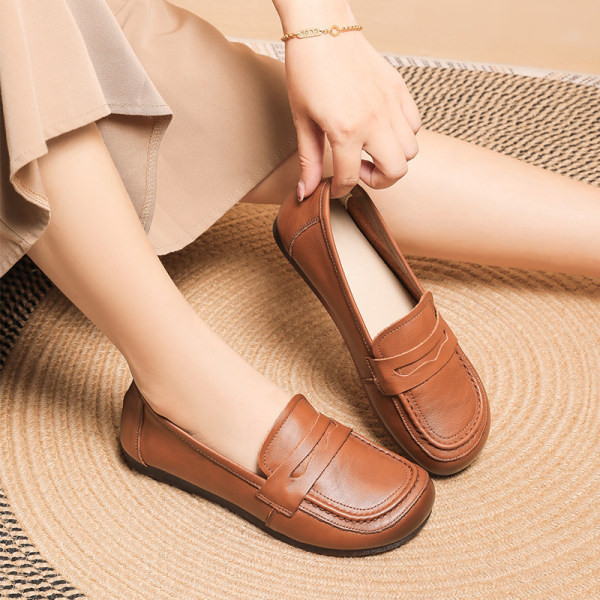 Jauna modeļa mokasīni sievietēm no mākslīgās ādas