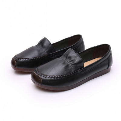 Sieviešu mokasīni ar plakanu zoli ikdienas modeli