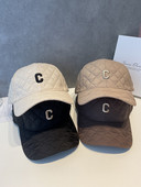 Női baseball sapka hímzéssel - többféle színben