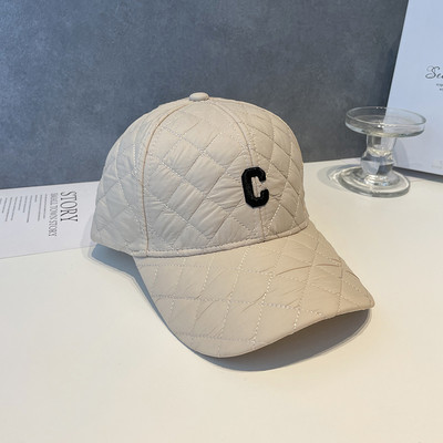 Női baseball sapka hímzéssel - többféle színben