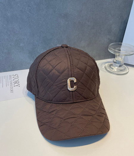 Női baseball sapka hímzéssel - többféle színben