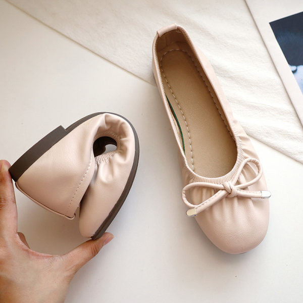 Női mokaszin szalaggal, két színben