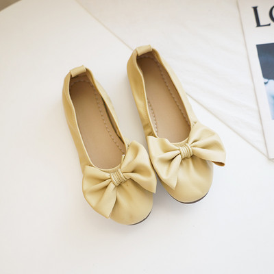 Női bőr mokaszin 3D szalaggal