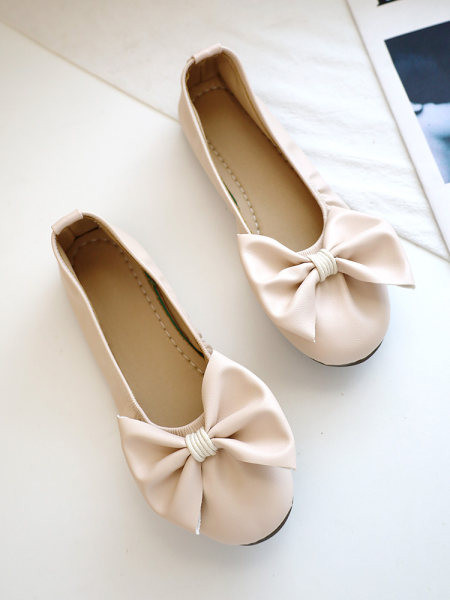 Női bőr mokaszin 3D szalaggal