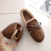 Γυναικεία casual loafers με φόδρα και κορδέλα