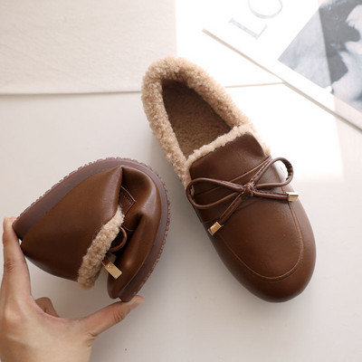 Γυναικεία casual loafers με φόδρα και κορδέλα