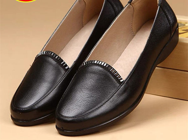 Γυναικεία μοκασίνια από οικολογικό δέρμα επίσημο μοντέλο