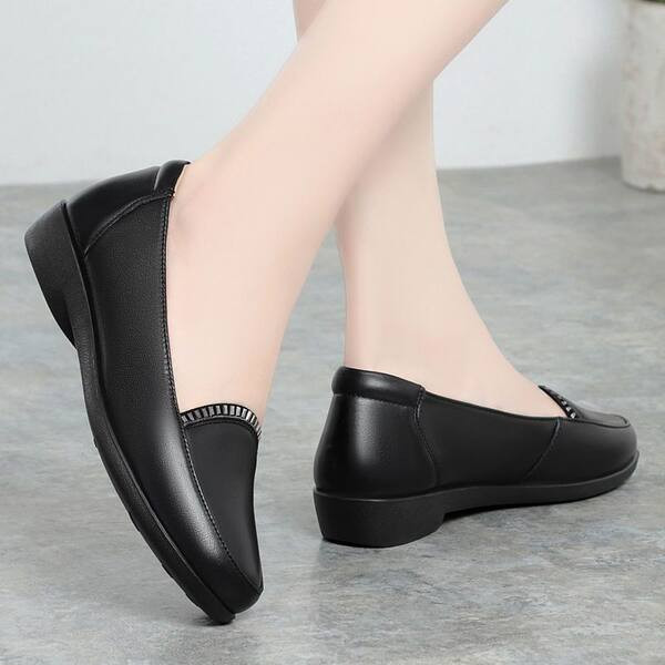 Γυναικεία μοκασίνια από οικολογικό δέρμα επίσημο μοντέλο