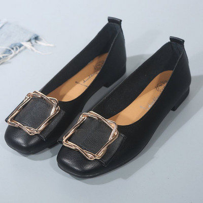 Γυναικεία μοκασίνια - με αγκράφα σε τρία χρώματα