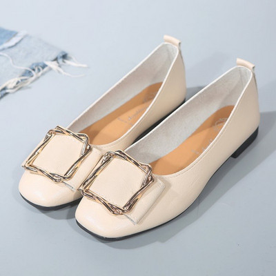 Γυναικεία μοκασίνια - με αγκράφα σε τρία χρώματα