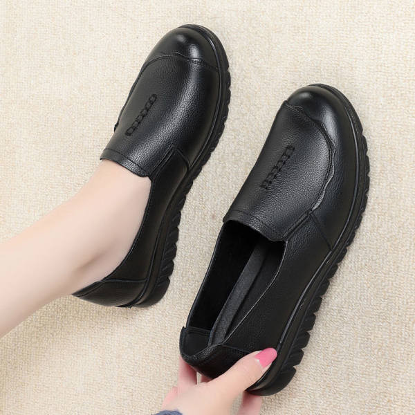 Ikdienas sieviešu mokasīni