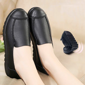 Tīri sieviešu mokasīni divās krāsās