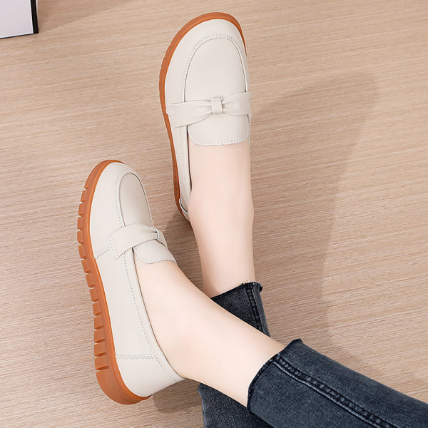 Γυναικεία μοκασίνια σε δύο χρώματα