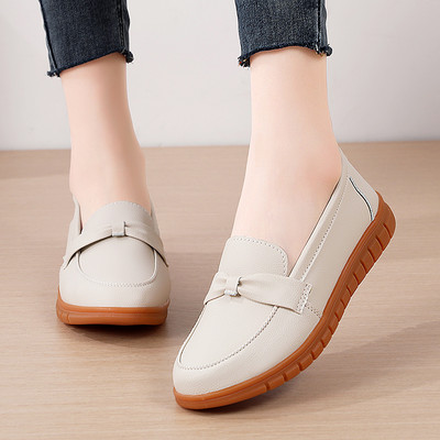 Sieviešu mokasīni no eko ādas ar dekoratīvu lentīti