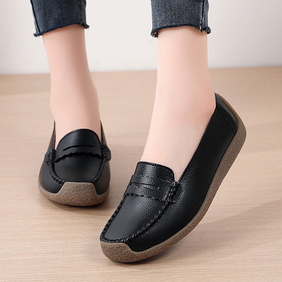 Sieviešu mokasīni - dažādās krāsās