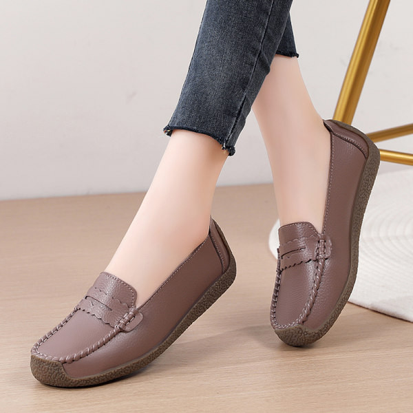 Sieviešu mokasīni - dažādās krāsās