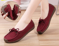 Μοντέρνα σουέτ loafers για γυναίκες με κορδέλα