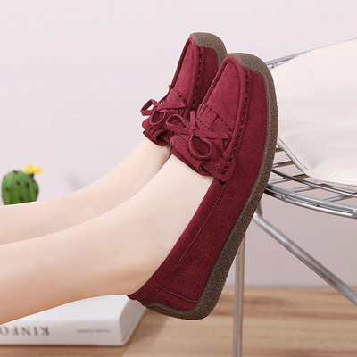 Μοντέρνα σουέτ loafers για γυναίκες με κορδέλα