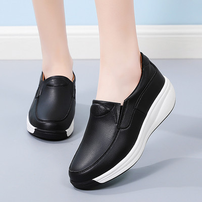 Sieviešu mokasīna tipa apavi no eko ādas ar platformu