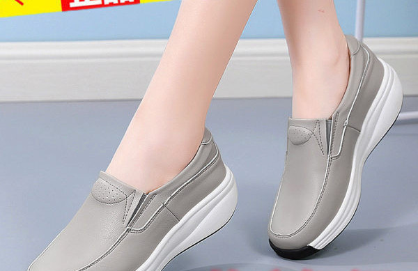 Sieviešu mokasīna tipa apavi no eko ādas ar platformu