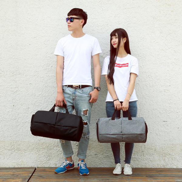 Sporta soma - divās krāsās