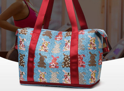 Hordozható női kézipoggyász cipzárral