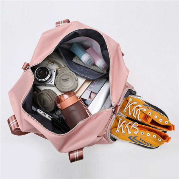 Ūdensizturīga ceļojumu soma ar sānu kabatām un plecu siksnu