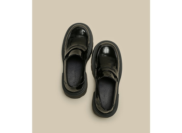 Fekete női bőr cipő