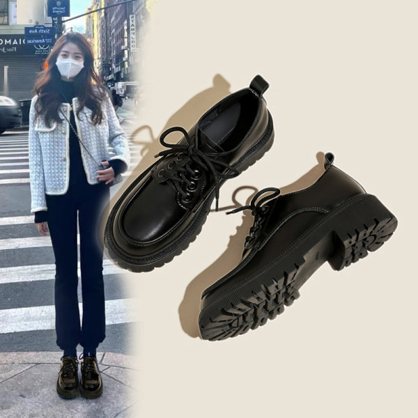 Naiste nöörpüksid