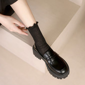 Sieviešu melnas ādas kurpes